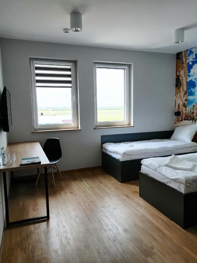 Blue Hotel Калиш Экстерьер фото